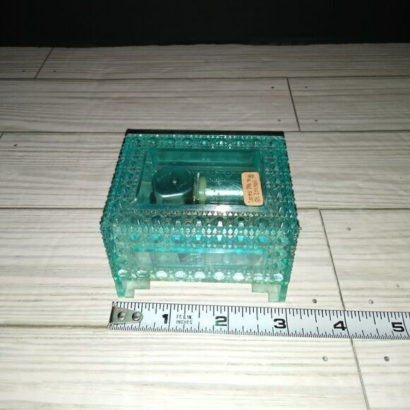 Sankyo Vintage Japan Music Box Lara's Theme 5 Dr. Zhivago Box Made In Hong Kong - Picture 10 of 10